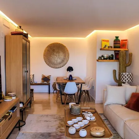 Wonderful Flat In The Centre Of Puerto Banus *