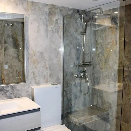 Wonderful Flat In The Centre Of Puerto Banus