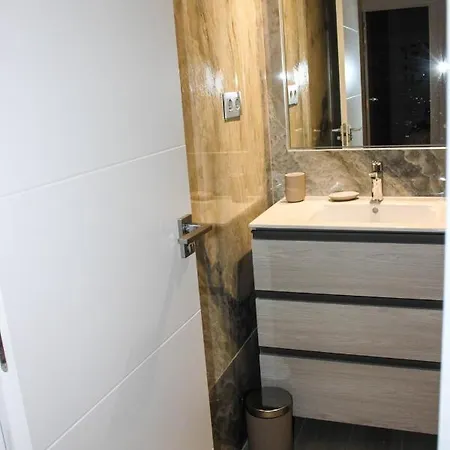Wonderful Flat In The Centre Of Puerto Banus Apartment