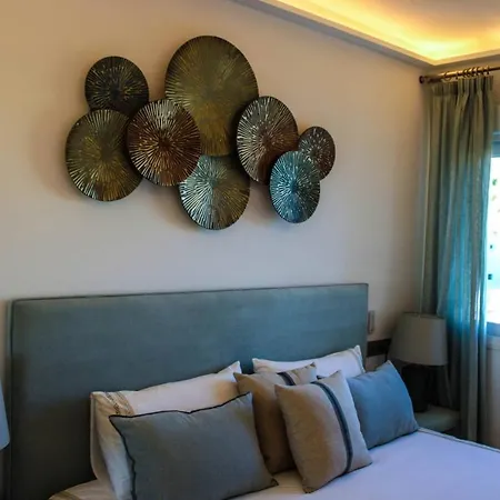 Wonderful Flat In The Centre Of Puerto Banus Apartment
