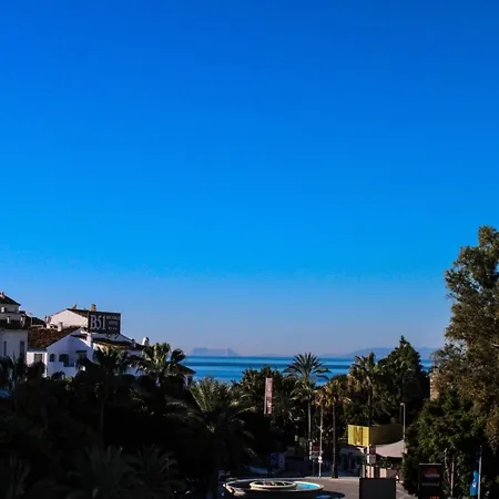 Wonderful Flat In The Centre Of Puerto Banus Marbella